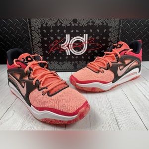KD 15 NAPHEESA COLLIER SIZE 11.5 MENS WITH BOX: USED!